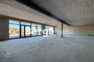  localcommercial st-laurent-du-var 06700