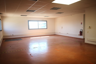  localcommercial st-maximin-la-ste-baume 83470