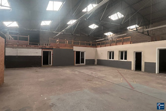  localcommercial st-pavace 72190