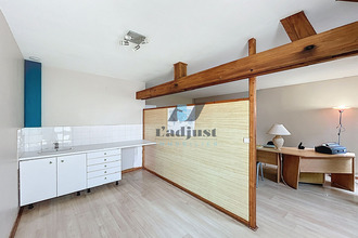  localcommercial st-pierre-les-nemours 77140