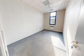 localcommercial st-quentin-fallavier 38070