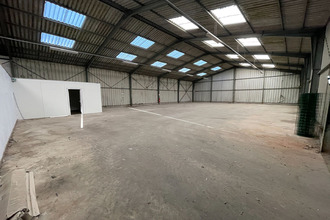  localcommercial st-yvi 29140