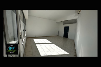  localcommercial ste-marie 97438