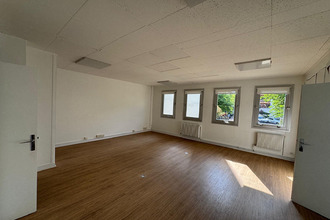  localcommercial suresnes 92150