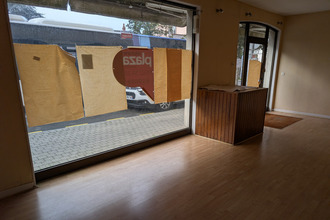  localcommercial tarbes 65000