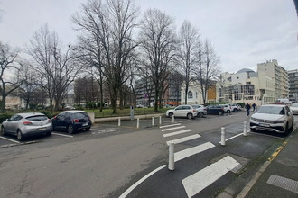  localcommercial tarbes 65000