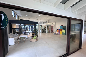  localcommercial thoiry 01710