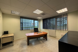  localcommercial tinqueux 51430