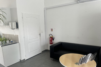  localcommercial toulenne 33210