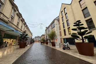  localcommercial troyes 10000