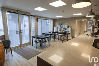  localcommercial vaire 85150