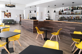  localcommercial valgorge 07110