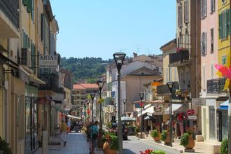  localcommercial vallauris 06220