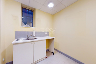  localcommercial valleiry 74520