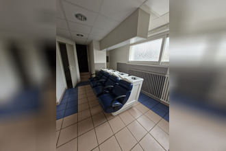  localcommercial vannes 56000