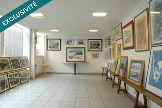  localcommercial vaureal 95490