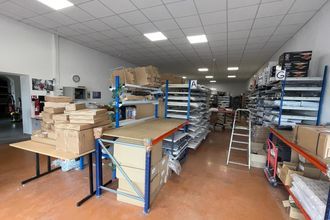  localcommercial vauvert 30600