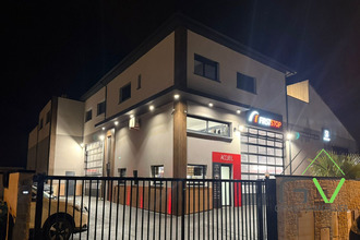  localcommercial vauvert 30600