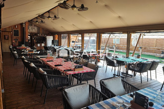  localcommercial vauvert 30600