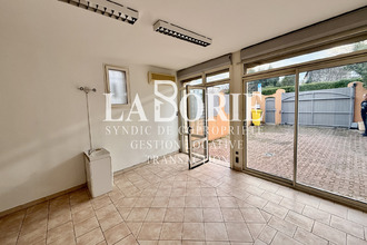  localcommercial vedene 84270