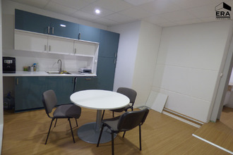  localcommercial venelles 13770