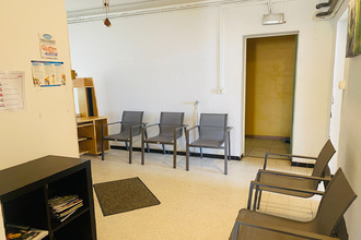  localcommercial venelles 13770