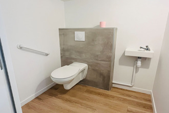  localcommercial venelles 13770