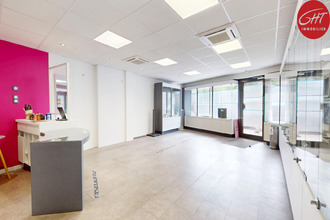  localcommercial vesoul 70000