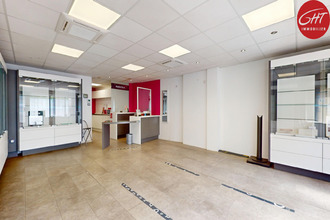  localcommercial vesoul 70000