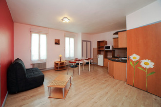  localcommercial vichy 03200