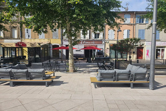  localcommercial vidauban 83550