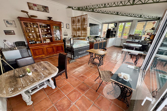  localcommercial villecroze 83690