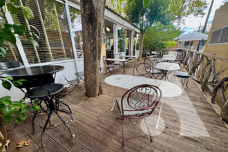  localcommercial villecroze 83690