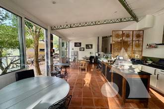  localcommercial villecroze 83690