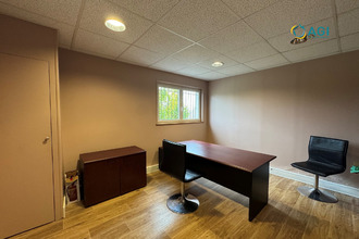  localcommercial villenoy 77124