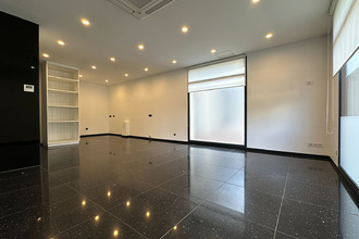  localcommercial vineuil-st-firmin 60500