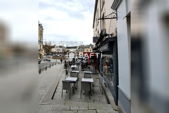  localcommercial vitre 35500