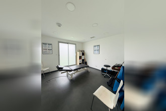  localcommercial vitre 35500