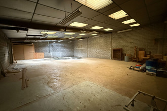  localcommercial vitre 35500