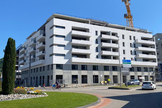  localcommercial voiron 38500