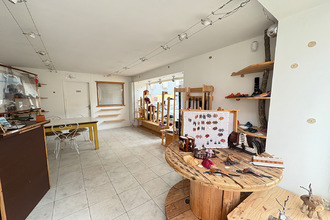  localcommercial voiron 38500