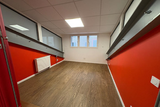  localcommercial voiron 38500