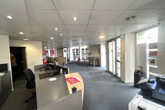  localcommercial voiron 38500