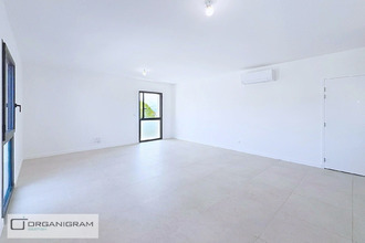 Ma-Cabane - Location Appartement Afa, 65 m²
