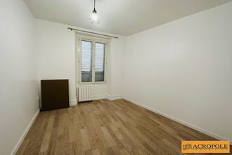 Ma-Cabane - Location Appartement Aubigny-sur-Nère, 54 m²