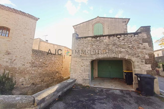 location appartement aureille 13930