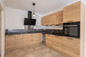 location appartement baix 07210