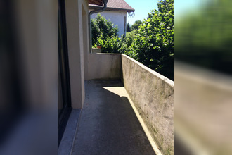 Ma-Cabane - Location Appartement BEAUCROISSANT, 67 m²