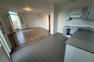 Ma-Cabane - Location Appartement BESSAN, 60 m²