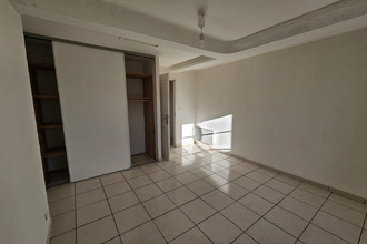 location appartement bouilhonnac 11800